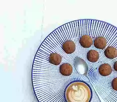 Trufas de sobao y Licor de Café Panizo