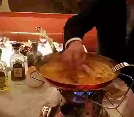 Salsa para crepes bañados con orujo y zumo de naranja